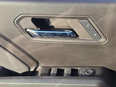 Used 2024 GMC Canyon Elevation w/ Convenience Package image 31