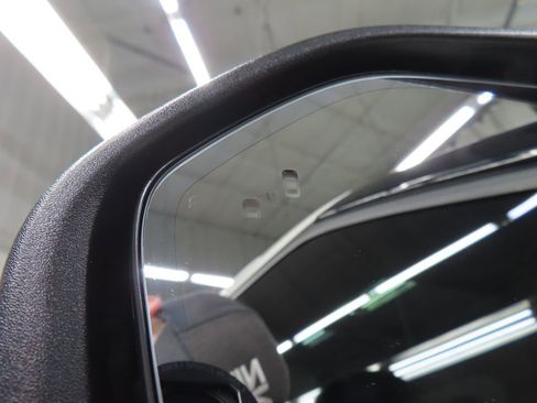 Used 2025 Ford Explorer Platinum w/ LUX Leather Package AWD/4WD image 76