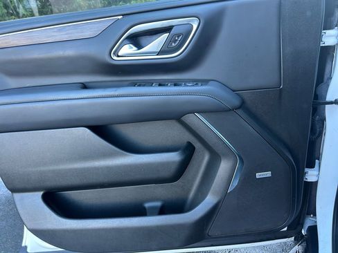 Used 2022 Chevrolet Tahoe LT w/ LT Signature Package image 22