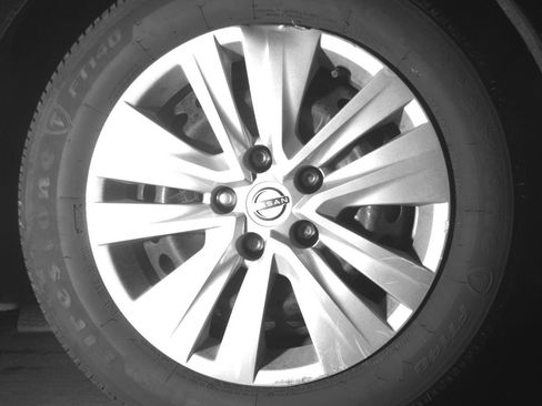 Used 2025 Nissan Sentra S FWD image 13