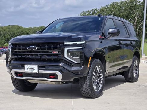 Used 2025 Chevrolet Tahoe Z71 AWD/4WD image 4