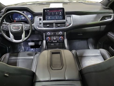 Used 2022 GMC Yukon XL SLT AWD/4WD image 24
