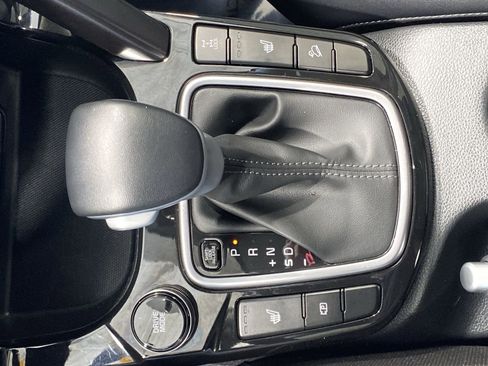 Used 2024 Kia Seltos EX image 20