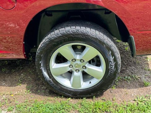 Used 2015 RAM 1500 Express AWD/4WD image 7