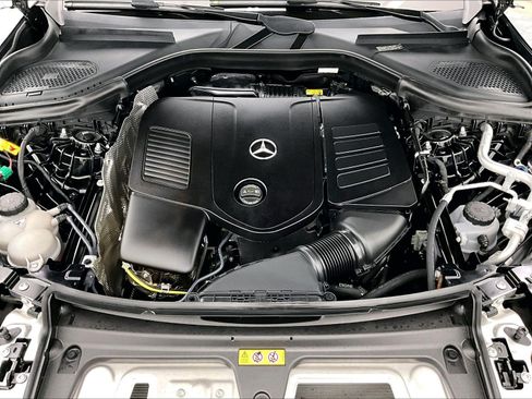 Certified 2025 Mercedes-Benz GLC 350e 4MATIC image 9