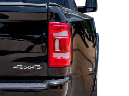 Used 2024 RAM 3500 Limited AWD/4WD image 50