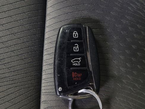 Used 2018 Hyundai Santa Fe Sport w/ 2.4L Value Package 02 image 32