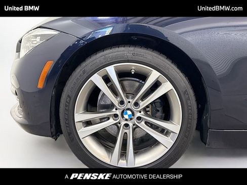 Used 2017 BMW 330i Sedan image 2