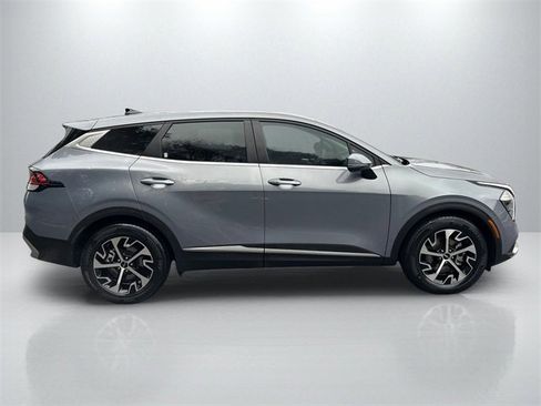 Certified 2023 Kia Sportage EX image 8