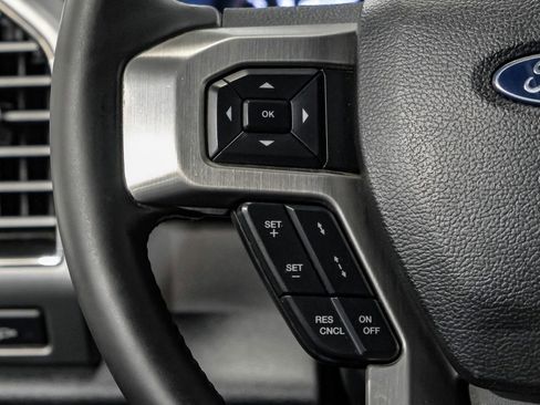 Used 2019 Ford F250 Platinum w/ Platinum Ultimate Package image 16