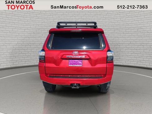 Used 2022 Toyota 4Runner SR5 Premium w/ Moonroof Package AWD/4WD image 6