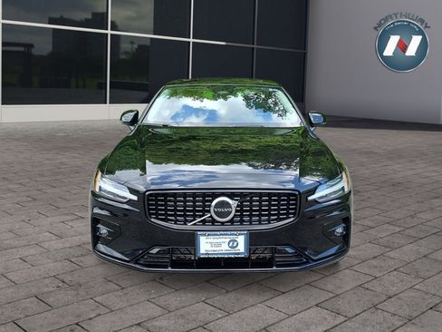 Used 2024 Volvo S60 B5 Core AWD/4WD image 8