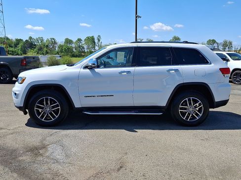 Used 2018 Jeep Grand Cherokee Limited AWD/4WD image 4