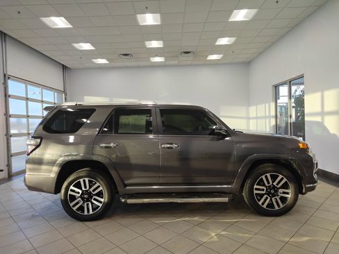 Used 2023 Toyota 4Runner Limited image 2