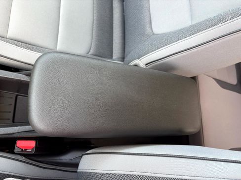 Used 2024 Chevrolet TrailBlazer LS w/ LS Convenience Package image 23