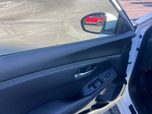 Used 2023 Nissan Sentra SV w/ All-Weather Package image 50