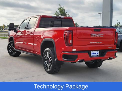 Used 2021 GMC Sierra 1500 AT4 w/ AT4 Premium Package AWD/4WD image 3