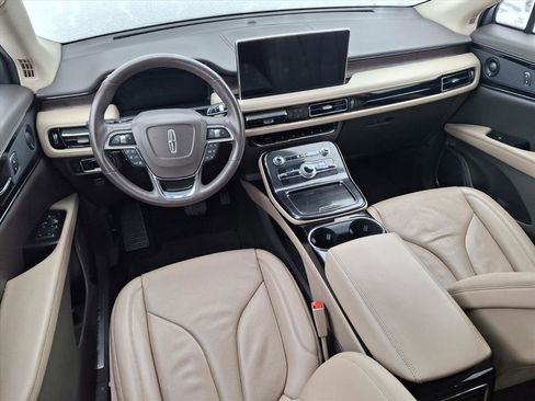 Used 2022 Lincoln Nautilus Reserve w/ Equipment Group 201A image 8