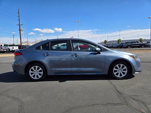 Certified 2025 Toyota Corolla LE image 3