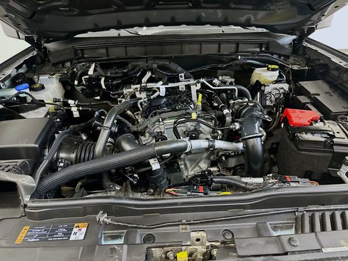 Used 2025 Ford Bronco Big Bend image 34