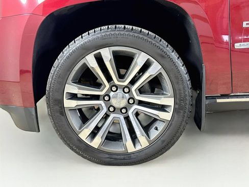 Used 2019 GMC Yukon Denali w/ Denali Ultimate Package AWD/4WD image 28