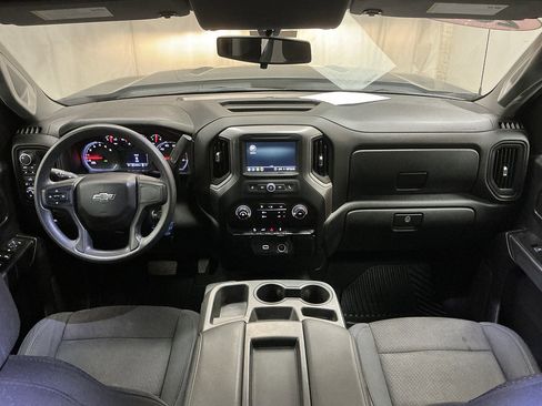 Used 2019 Chevrolet Silverado 1500 Custom Trail Boss w/ Custom Convenience Package AWD/4WD image 18