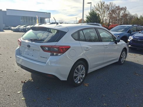 Certified 2023 Subaru Impreza 2.0i image 4