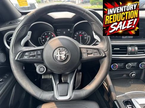 Used 2020 Alfa Romeo Stelvio Ti Sport AWD/4WD image 23
