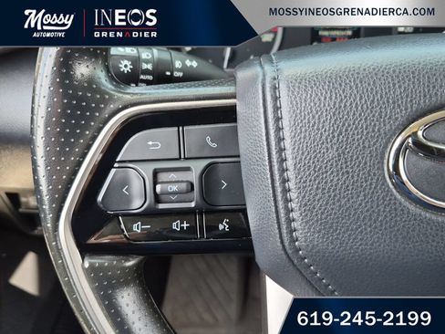 Used 2022 Toyota Tundra SR5 AWD/4WD image 16