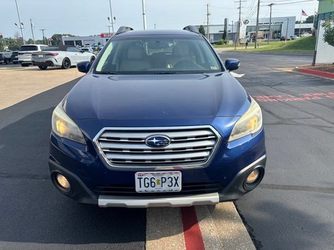Used 2015 Subaru Outback 2.5i Limited AWD/4WD image 8