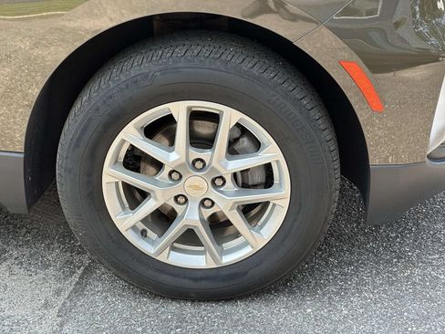 Used 2023 Chevrolet Equinox LT AWD/4WD image 5