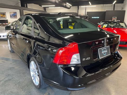 Used 2010 Volvo S40 2.4i FWD image 8