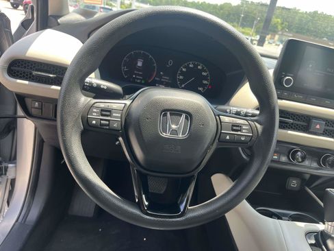 Certified 2024 Honda HR-V LX image 16
