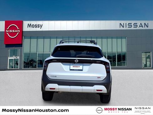 New 2026 Nissan Kicks SR w/ SR Premium Package image 6