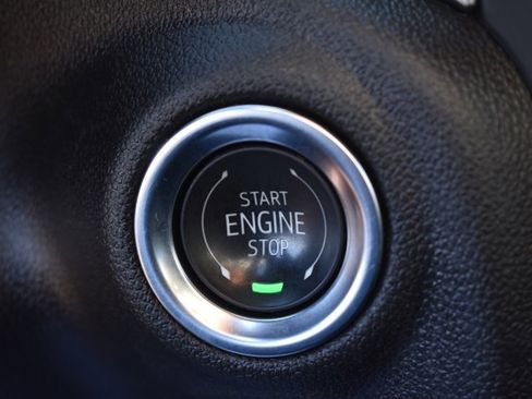 Used 2025 Chevrolet Silverado 2500 Custom w/ Custom Value Package image 27