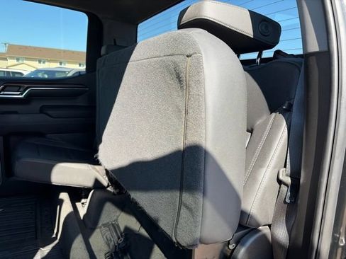 Used 2022 GMC Sierra 1500 SLT AWD/4WD image 43