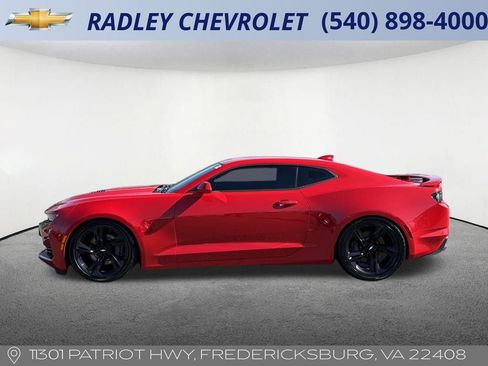 Used 2019 Chevrolet Camaro SS image 2
