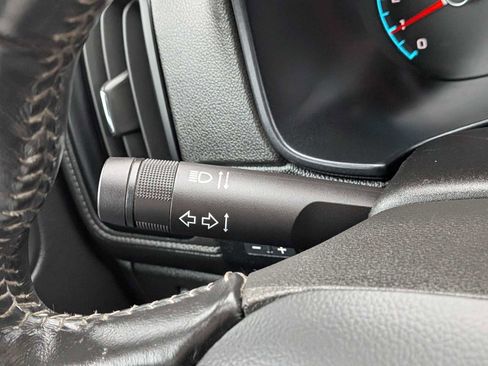 Used 2017 GMC Canyon SLE w/ Nightfall Edition image 28