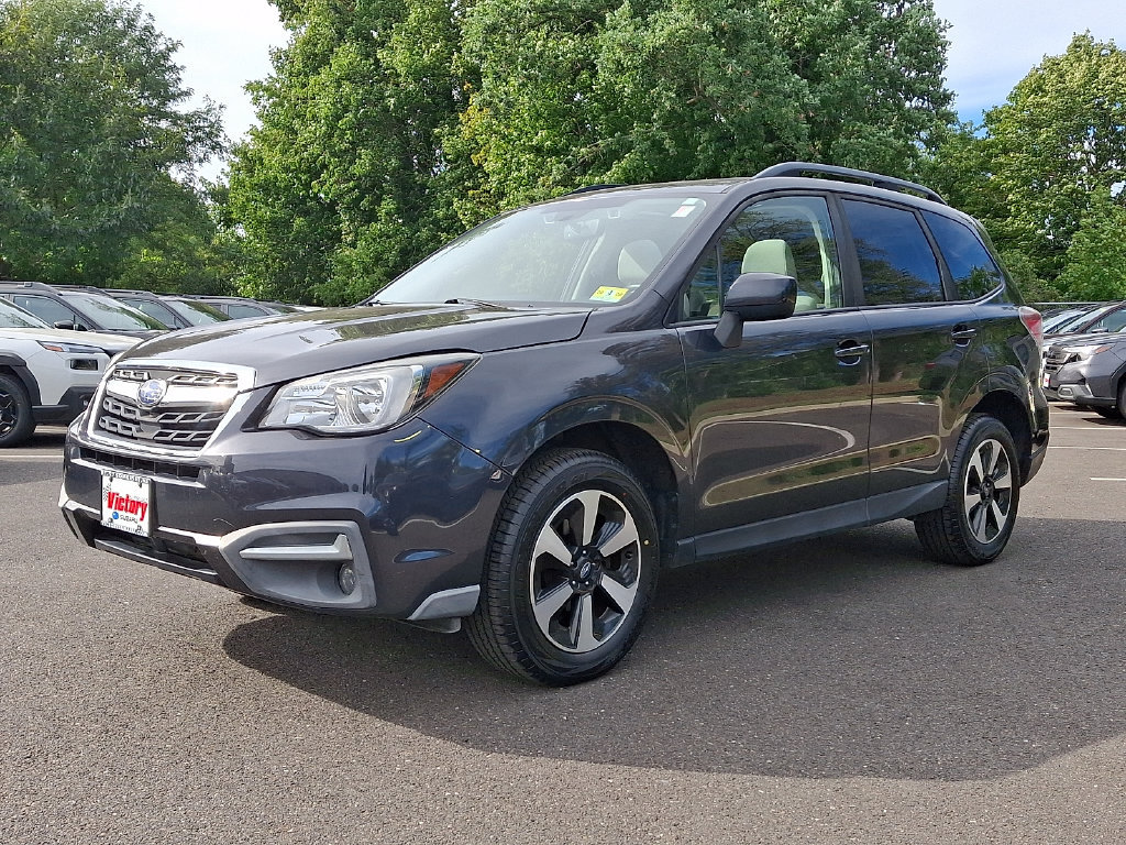 Used 2017 Subaru Forester 2.5i Premium AWD/4WD image 5