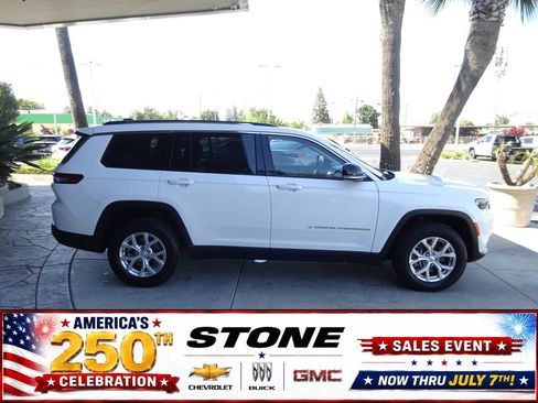 Used 2023 Jeep Grand Cherokee L Limited AWD/4WD image 8