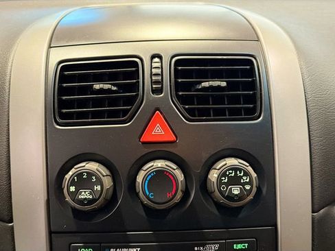 Used 2006 Pontiac GTO Base image 13