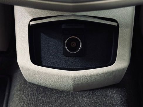 Used 2014 Lincoln MKZ image 19