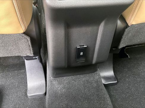 Used 2020 Mitsubishi Outlander GT image 39