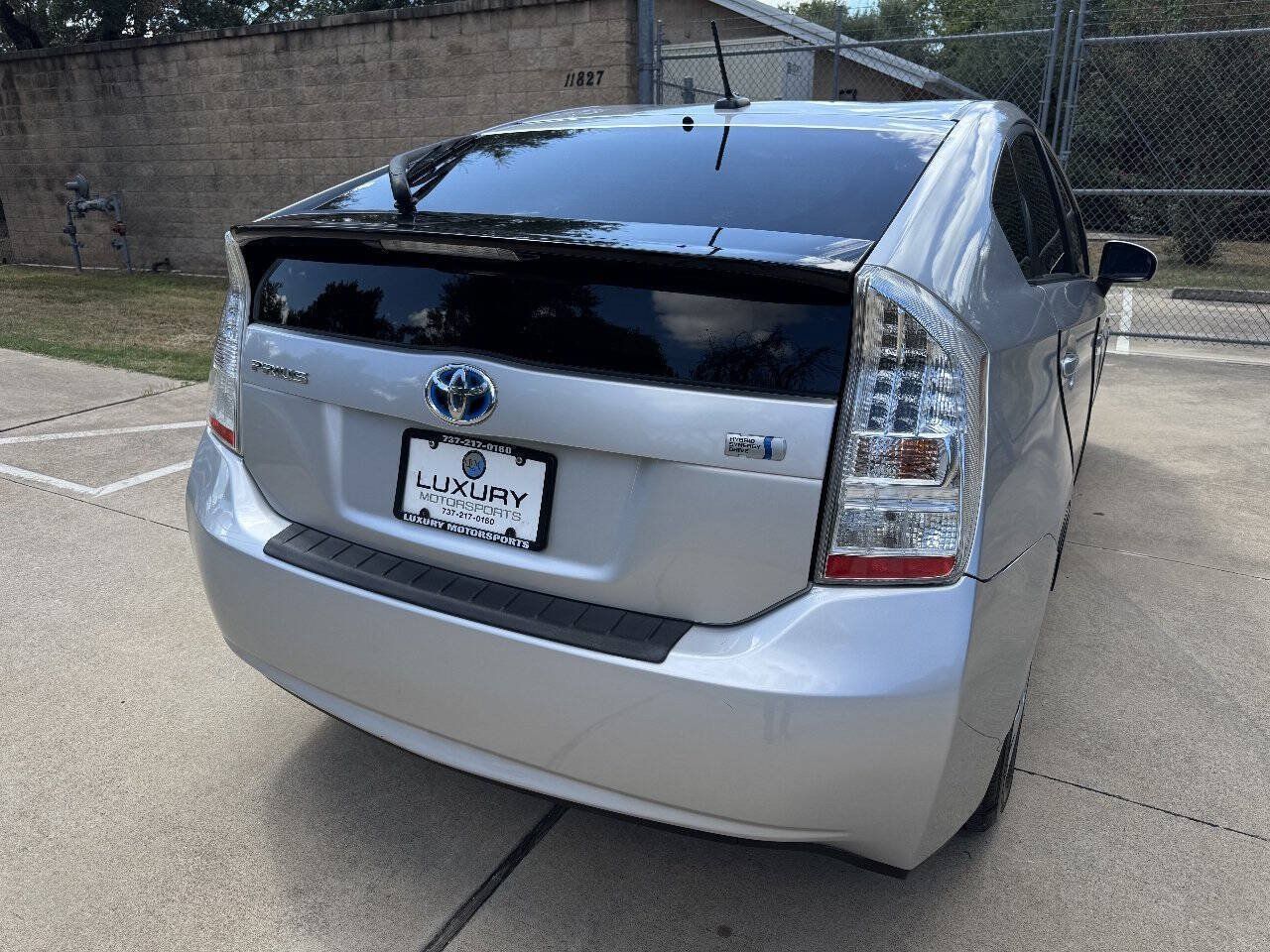 Used 2011 Toyota Prius Three FWD image 12