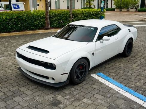 Used 2018 Dodge Challenger SRT Demon RWD image 10