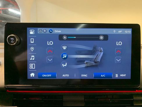 Used 2024 Honda Prologue Touring image 42