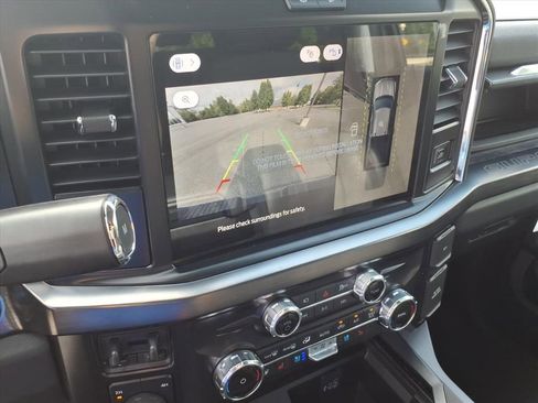 New 2026 Ford F350 Lariat w/ FX4 Off-Road Package image 18