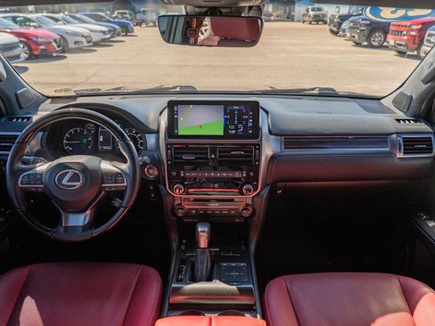 Used 2023 Lexus GX 460 Premium w/ Premium Package AWD/4WD image 25