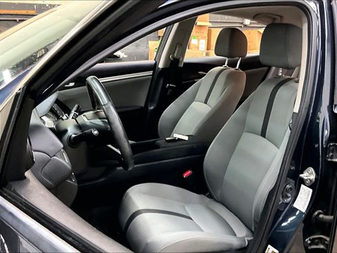 Used 2019 Honda Civic EX image 27