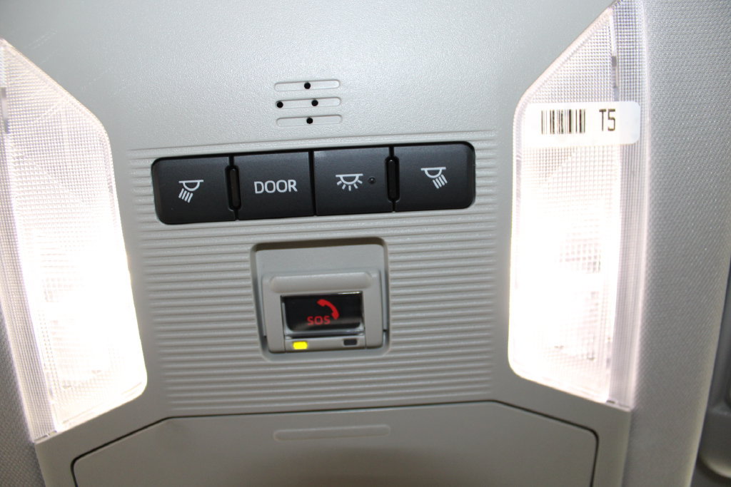 Used 2025 Toyota RAV4 XLE AWD/4WD image 46